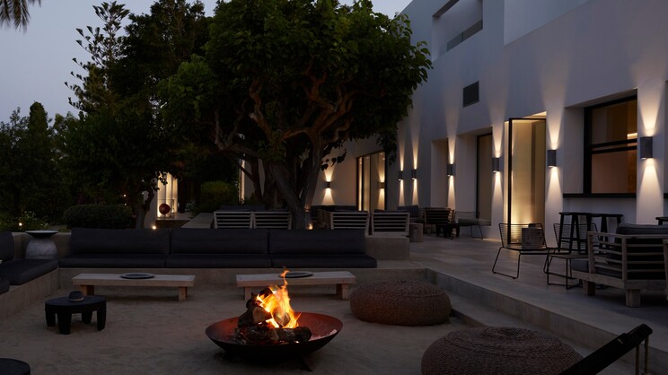 Minos Beach Art Hotel